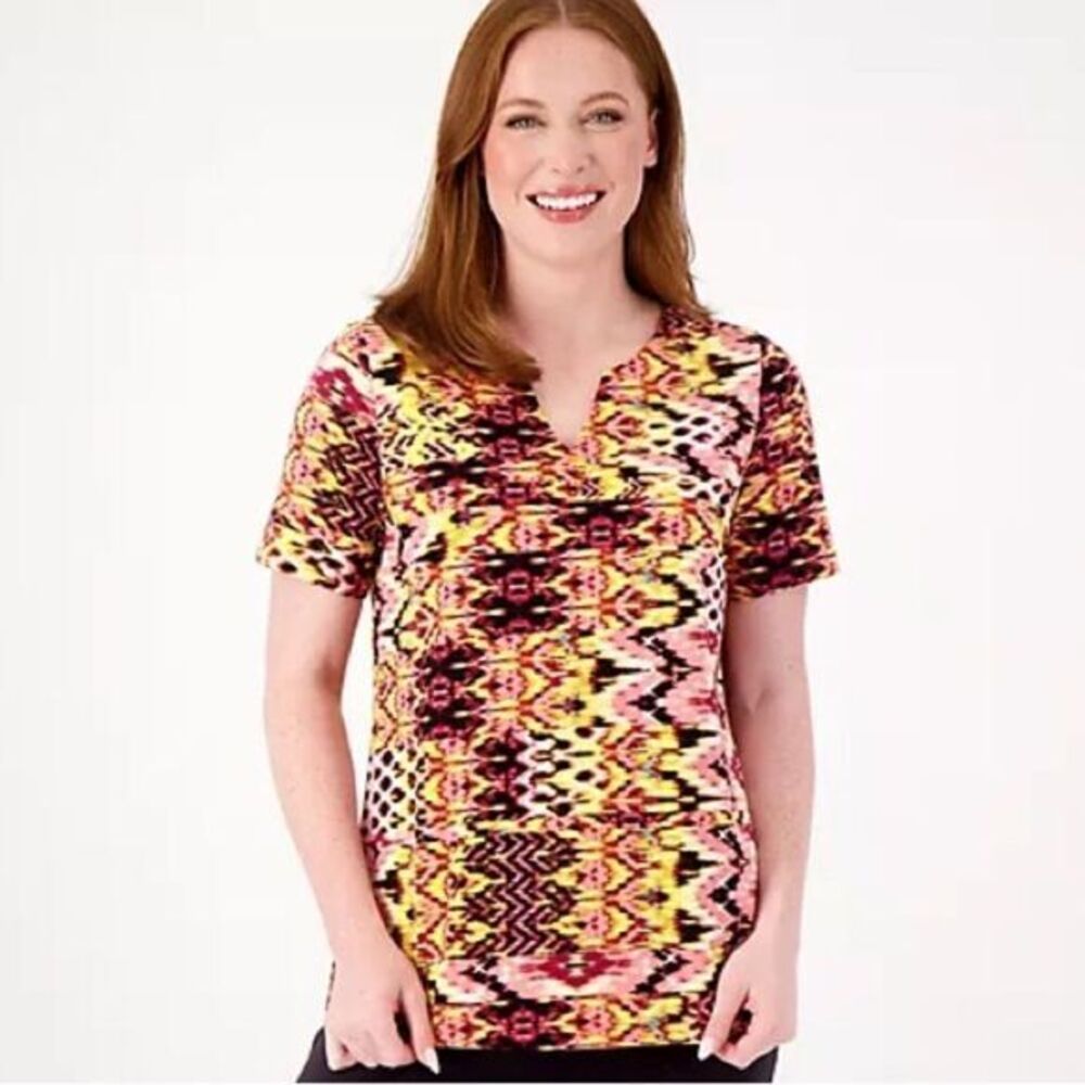 Sport Savvy Printed Jersey Short Sleeve Splitneck Tee Pink Ikat sz XL NEW # E284